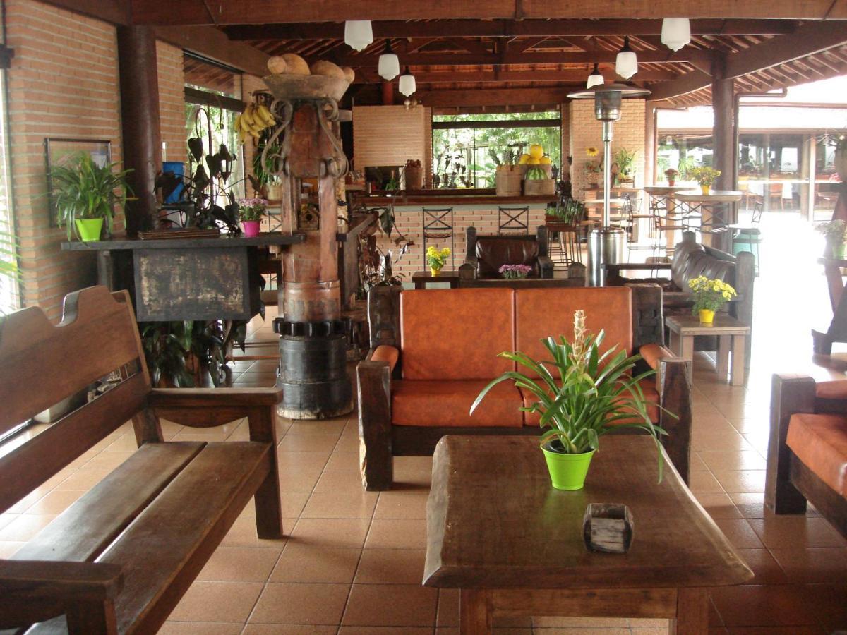 Hotel Estancia Atibainha - Resort & Convention Nazare Paulista Bagian luar foto