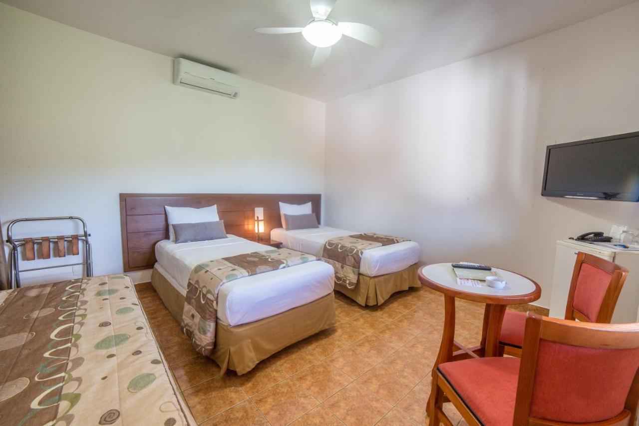 Hotel Estancia Atibainha - Resort & Convention Nazare Paulista Bagian luar foto