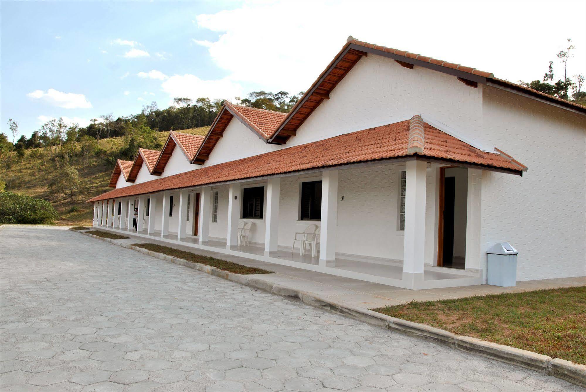 Hotel Estancia Atibainha - Resort & Convention Nazare Paulista Bagian luar foto